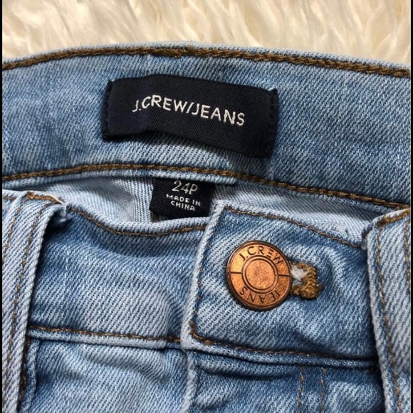 JCrew Jeans Four Buttons - Picture 4 of 4